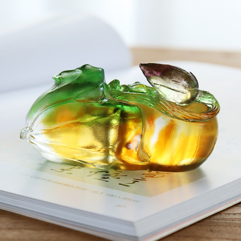 Persimmon-vormige gekleurde kristallen glazen sculptuurornamenten