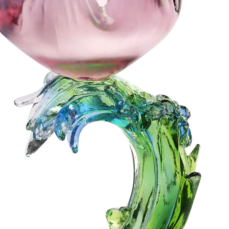 Kristallen glazen kandelaar in lotusvorm