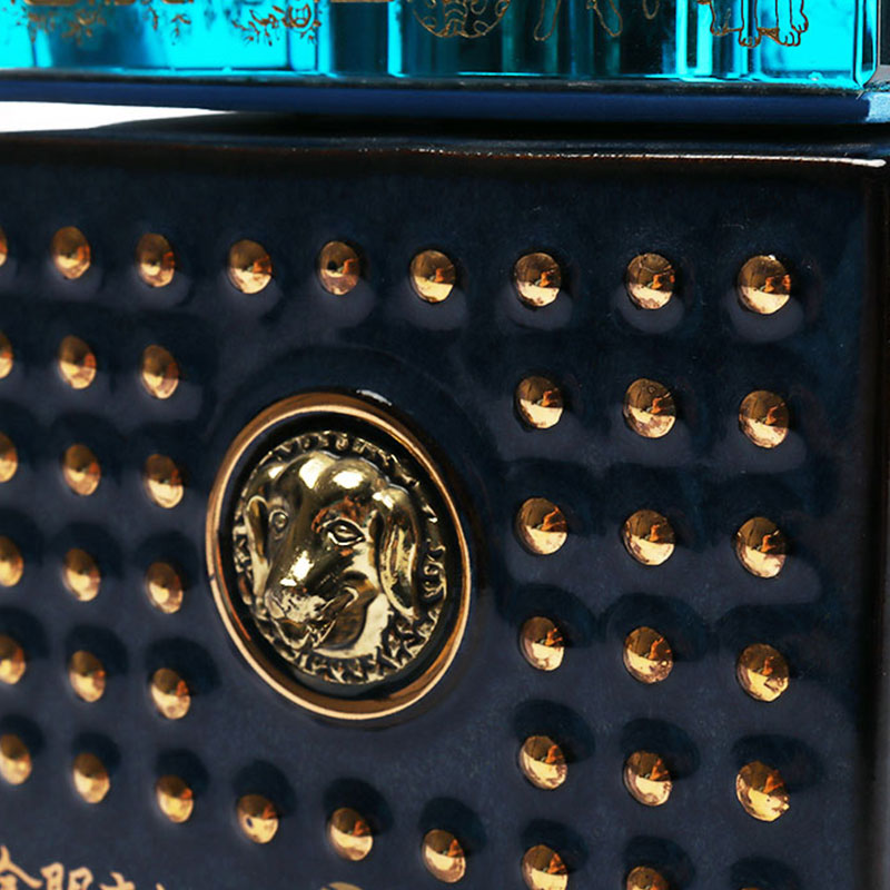 Blauwe herten flesdop decoratieve ornamenten glazen wijnfles gebruiksvoorwerpen