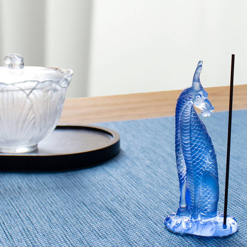 Glazen Kirin wierookhouder