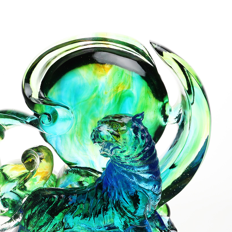 Blauwgroene transparante kristallen glazen tijgerornamenten